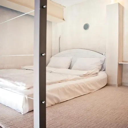 아파트 Mini-lofts In The City Center *