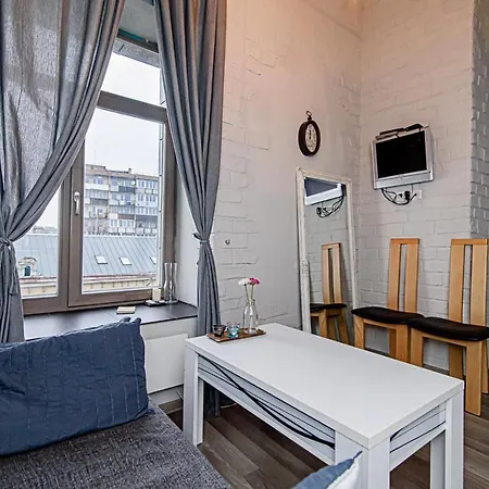 아파트 Mini-lofts In The City Center